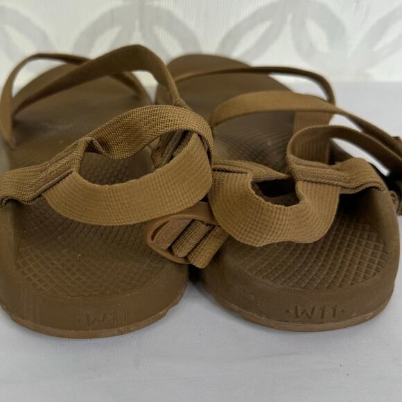 Chaco Women's Tan Sandals - Picture 4 of 10